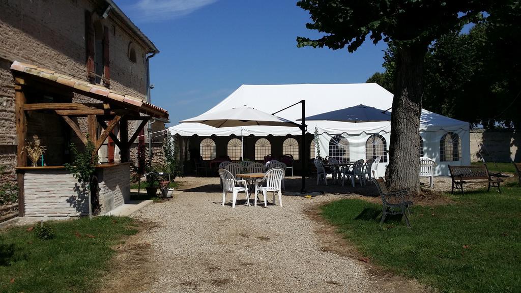 Chateau De Lacaze Lagarrigue  Экстерьер фото