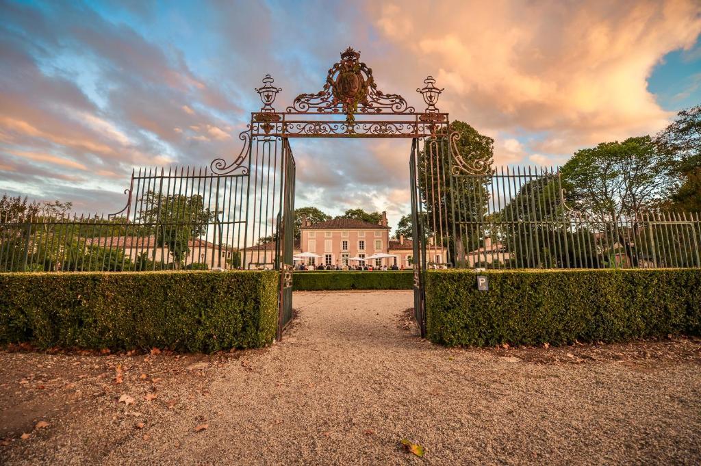 Chateau De Lacaze Lagarrigue  Экстерьер фото